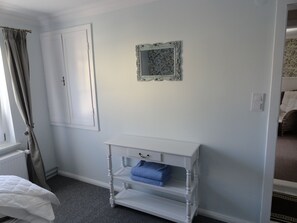 2 Schlafzimmer, Internetzugang, Bettwäsche