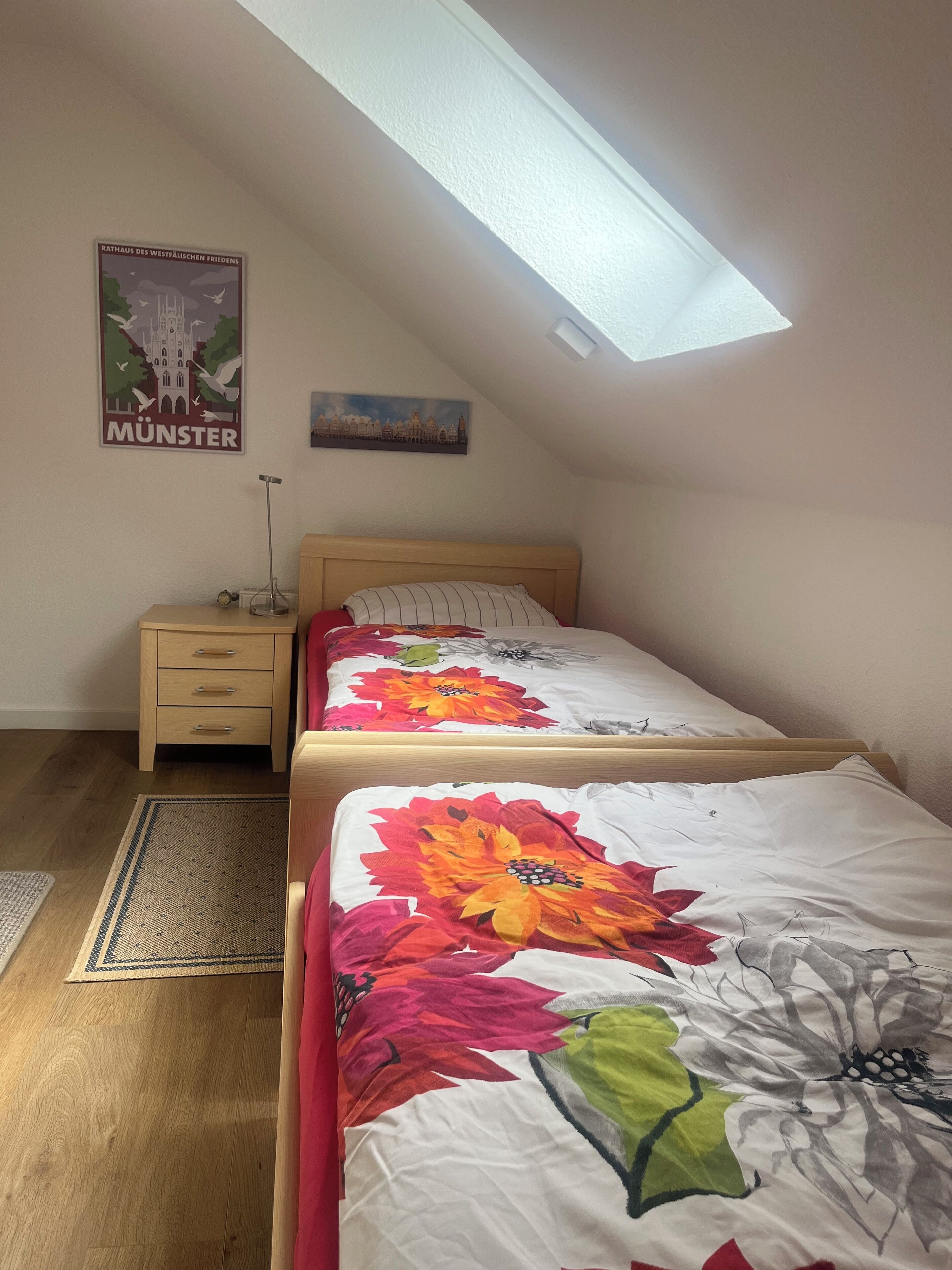 1 slaapkamer, een strijkplank/strijkijzer, gratis wifi, beddengoed