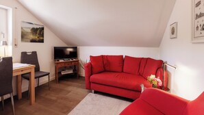 Living area - NATURE and PEACE 🍀 Cozy, quiet 2-room vacation apartment in Münster (Münster)