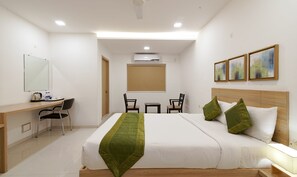 Deluxe-Zimmer | Zustellbetten, kostenloses WLAN, Bettwäsche