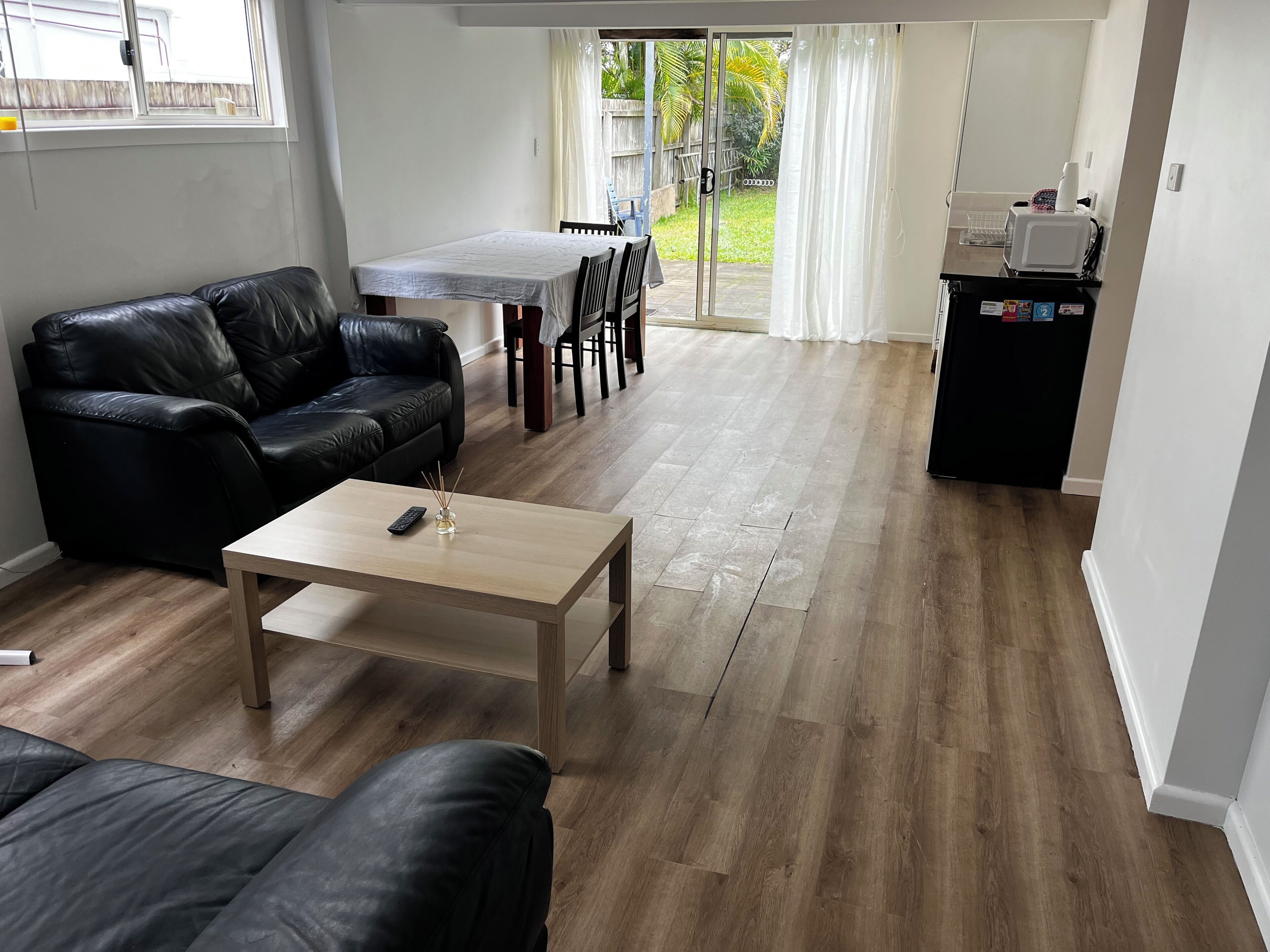 5 bedrooms, premium bedding, iron/ironing board, free WiFi