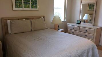 Familienapartment, 2 Queen-Betten, Nichtraucher, Meerblick | Zustellbetten