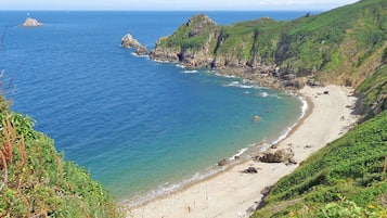 Beach nearby, sun loungers