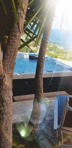 TB F3 140M2 VUE MER FEERIQUE SPA 6PL PRIVATIF TERRASSE SOLARIUM SANS VIS A VIS