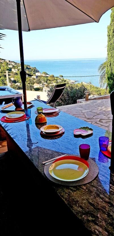 TB F3 140M2 VUE MER FEERIQUE SPA 6PL PRIVATIF TERRASSE SOLARIUM SANS VIS A VIS