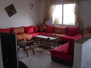 Televisio, DVD-soitin, stereot