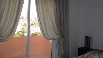 2 Schlafzimmer, Bügeleisen/Bügelbrett, Internetzugang, Bettwäsche