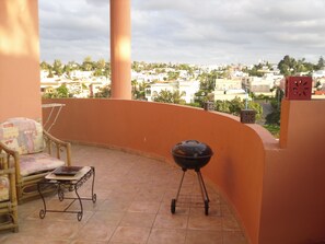 Property grounds - BEAUTIFUL VERY SUNNY APARTMENT IN CASA CENTER ESIDENTIEL (CASABLANCA)