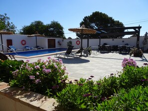 Piscine extérieure, piscine chauffée