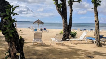 Am Strand, Liegestühle