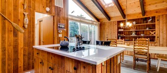 Updated Dog-Friendly House with Private Hot Tub - 1/2 Block from Beach