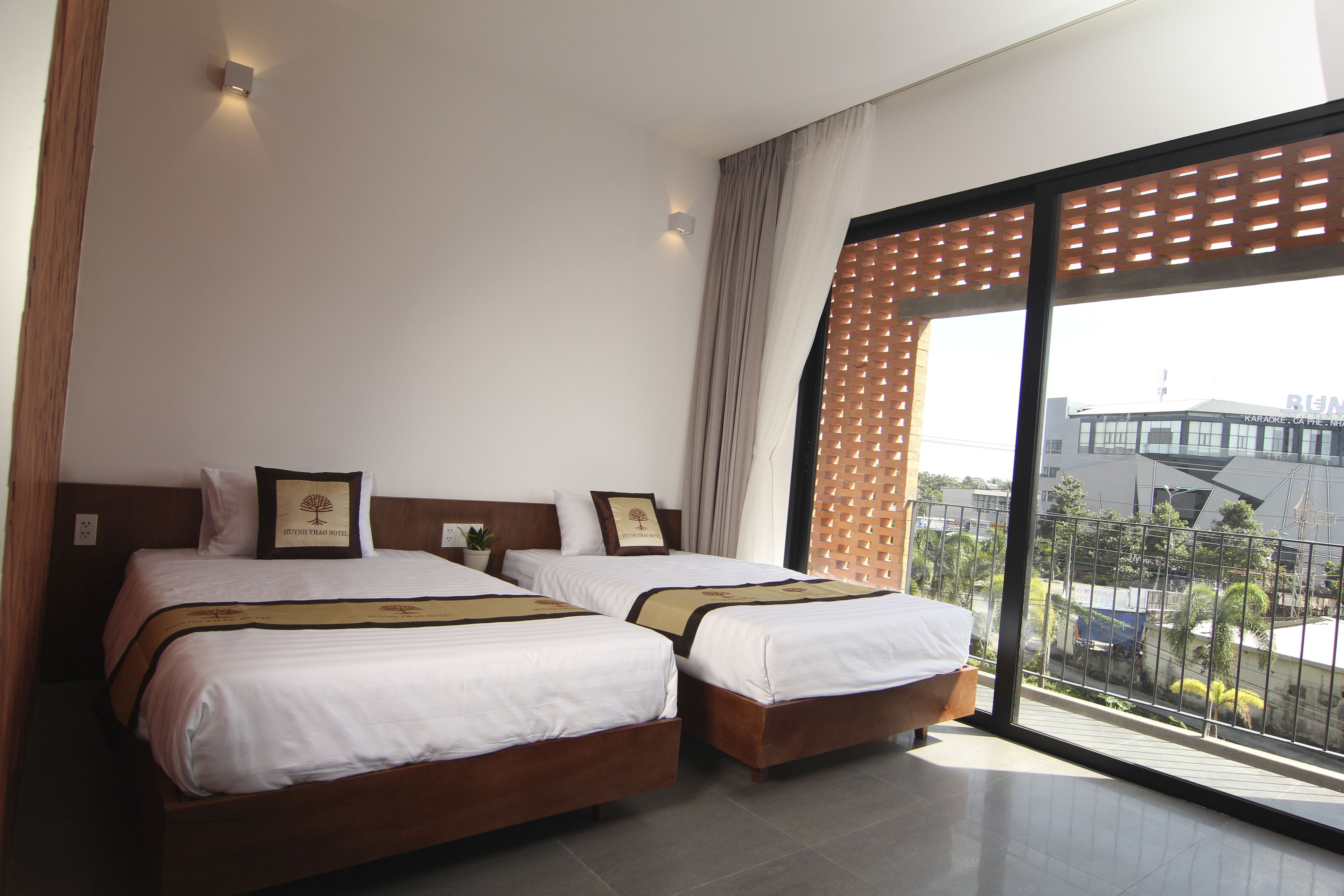 Superior Double or Twin Room | Minibar, in-room safe, desk, laptop workspace