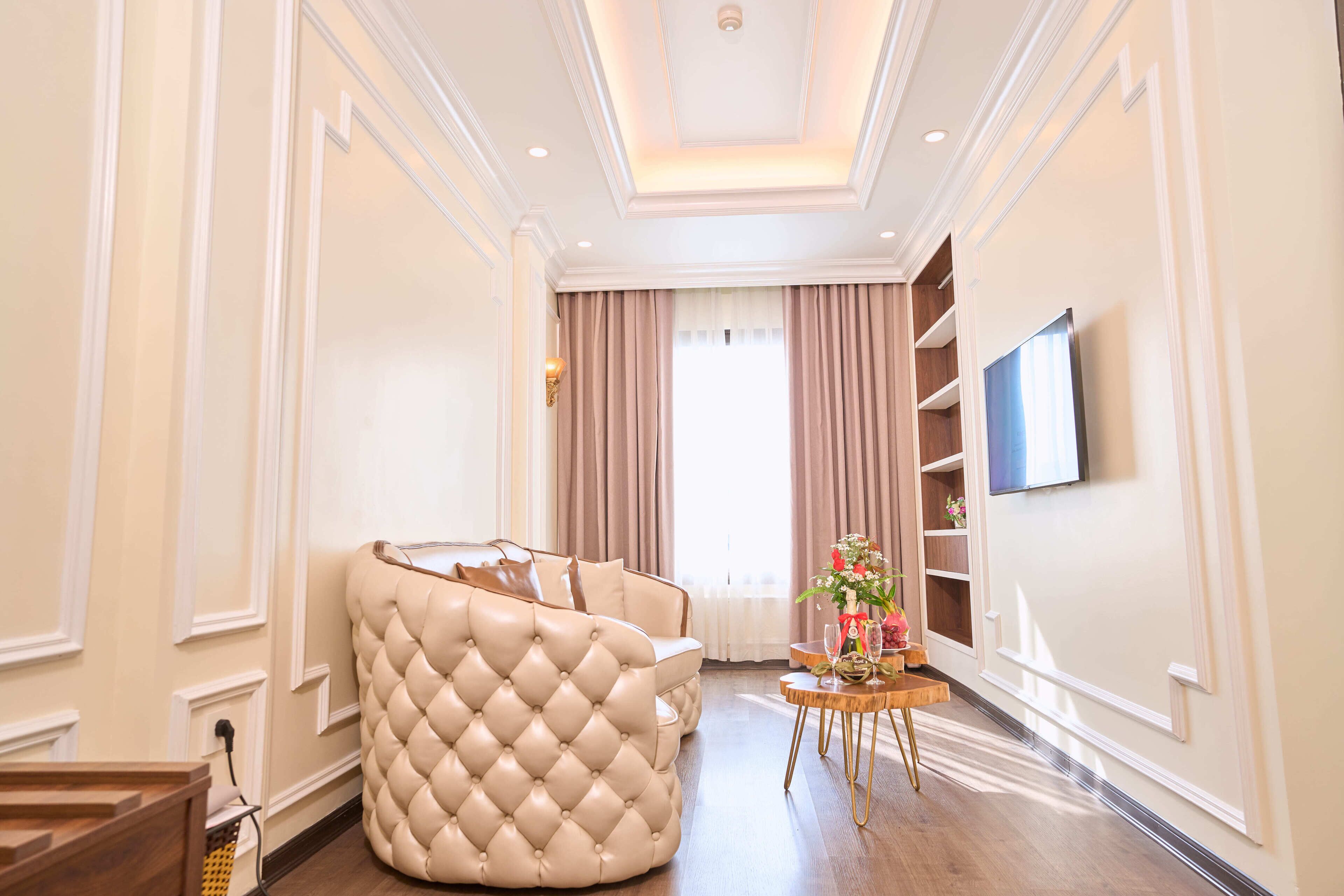 Ropa de cama de alta calidad, colchones Select Comfort y minibar 