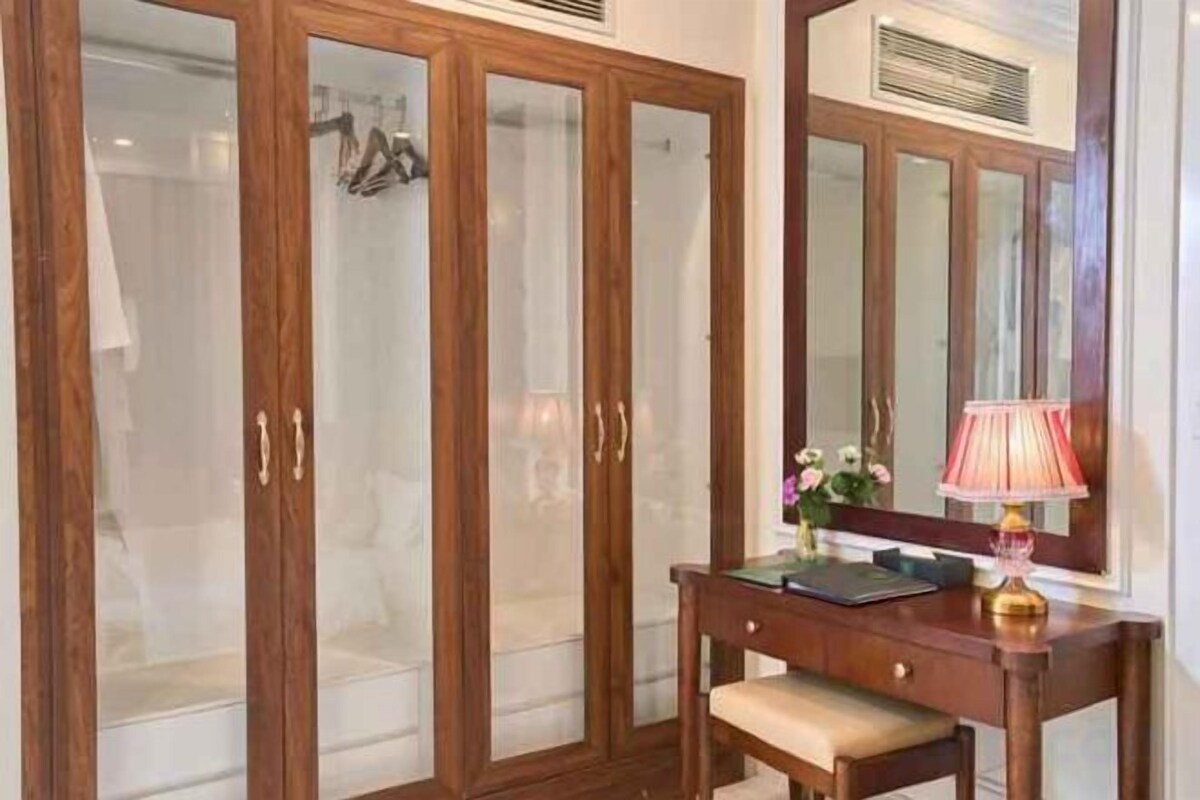 Hochwertige Bettwaren, Select-Comfort-Betten, Minibar, Zimmersafe