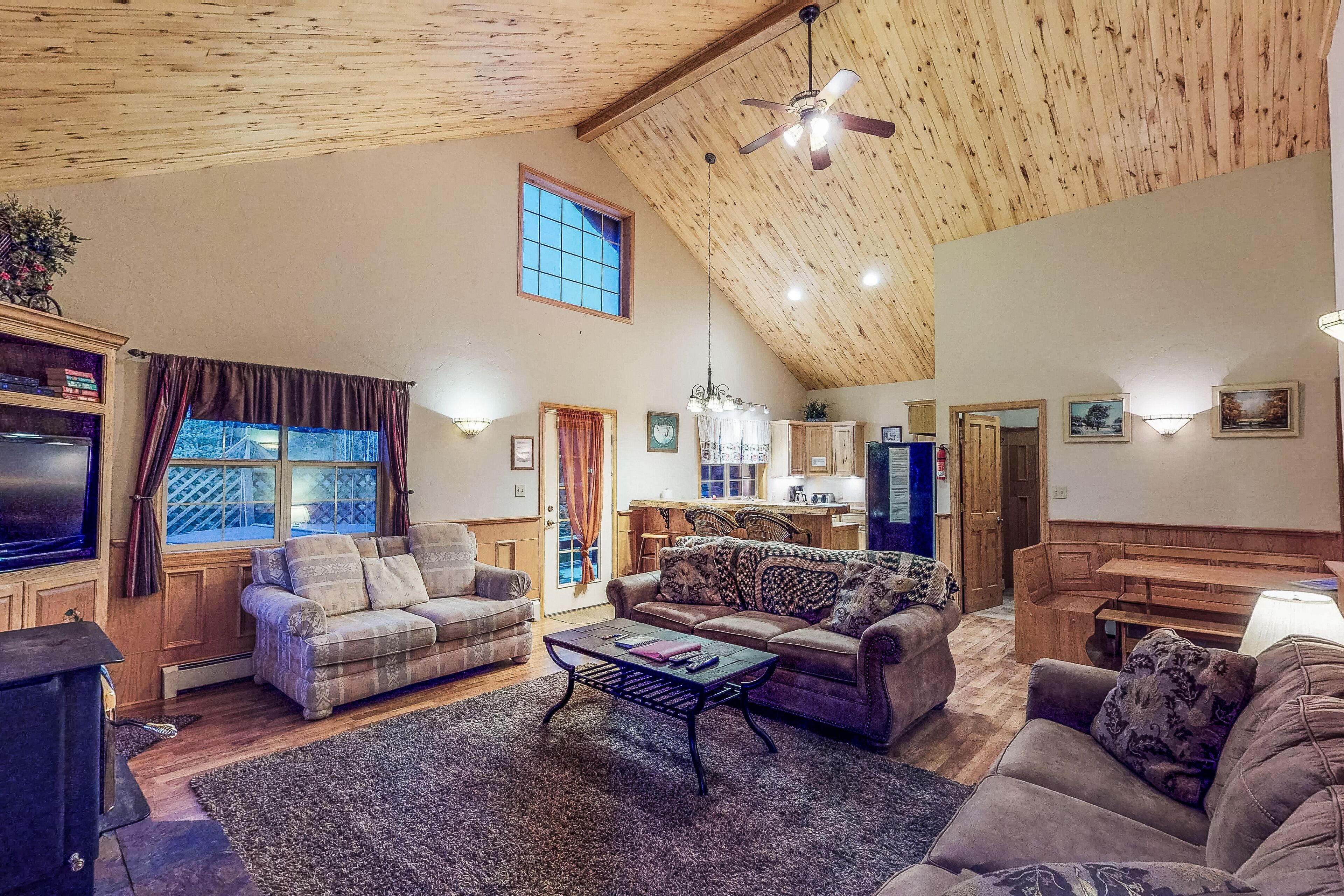 Fernseher, DVD-Player, Videothek