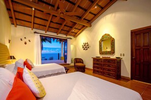 5 Schlafzimmer, Bügeleisen/Bügelbrett, WLAN, Bettwäsche
