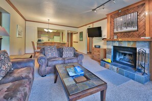 TV, fireplace, DVD player