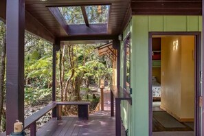 Terrace/patio - Tiki Tiny House at Volcano, HI (Volcano)