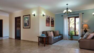 Smart TV, video library, stereo