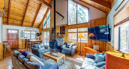 NEUE AUFLISTUNG! Hundefreundliche WaldhĂŒtte mit groĂer Terrasse, Grill, Gaskamin