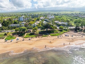 Beach nearby, sun-loungers, beach towels - Sept/ Oct. sale!  $149 per night.  Ocean View ! (Kihei)