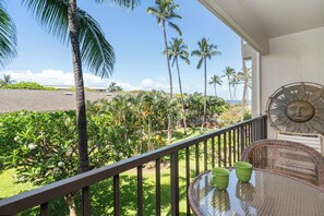 Property grounds - Sept/ Oct. sale!  $149 per night.  Ocean View ! (Kihei)