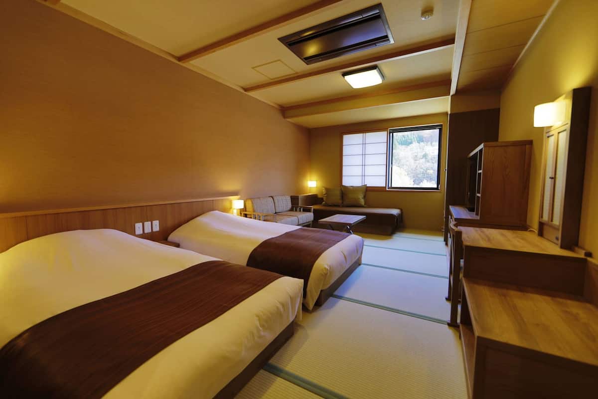 Coffres-forts dans les chambres, bureau, chambres insonorisées