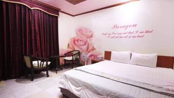 Standard Room | Free WiFi, bed sheets