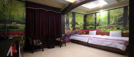 Deluxe Room | Free WiFi, bed sheets