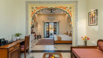 Family Suite | 1 bedroom, Frette Italian sheets, premium bedding, Select Comfort beds