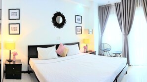 豪華雙人或雙床房, 1 間臥室, 陽台, 城市景觀 | 住宿內部