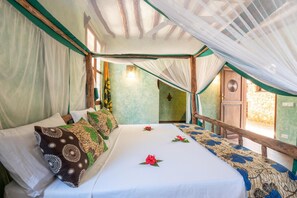 In-room safe, individually decorated, individually furnished, free WiFi - Mamamapambo Boutique Hotel (Jambiani)