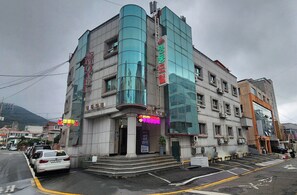 Façade de l’hébergement