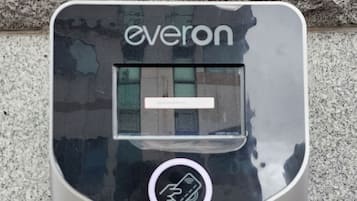 Colonnina di ricarica per veicoli elettrici