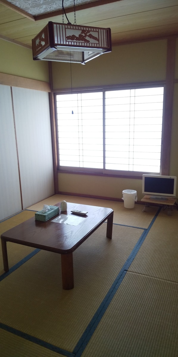 Chambre Quadruple Tradition (Japanese Style) | Bureau