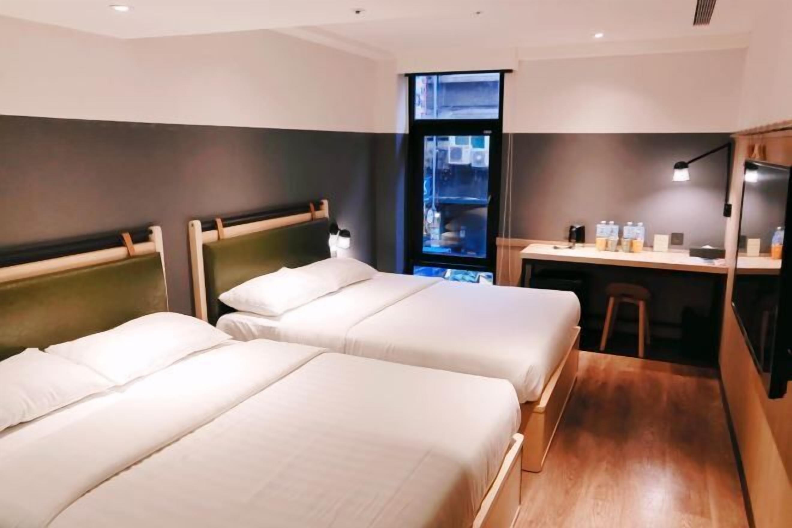In-room safe, desk, free WiFi, bed sheets