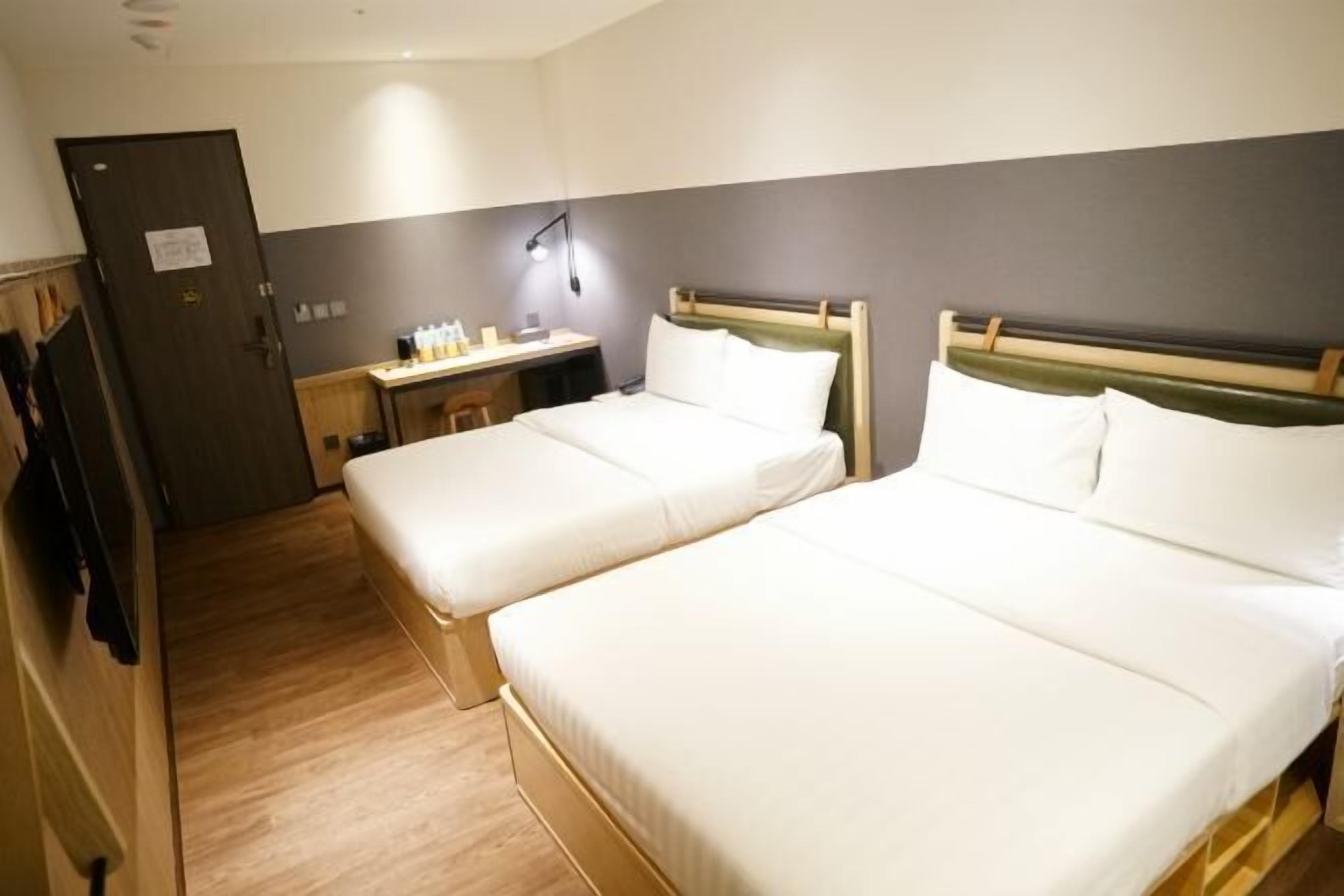 In-room safe, desk, free WiFi, bed sheets