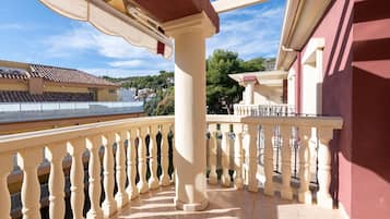 Appartement, 2 chambres, vue piscine | Terrasse/Patio