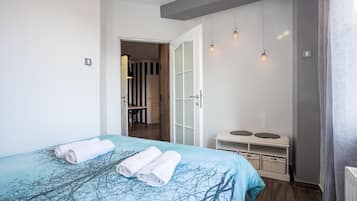 1 kamar tidur, meja kerja, kedap suara, dan Wi-Fi gratis