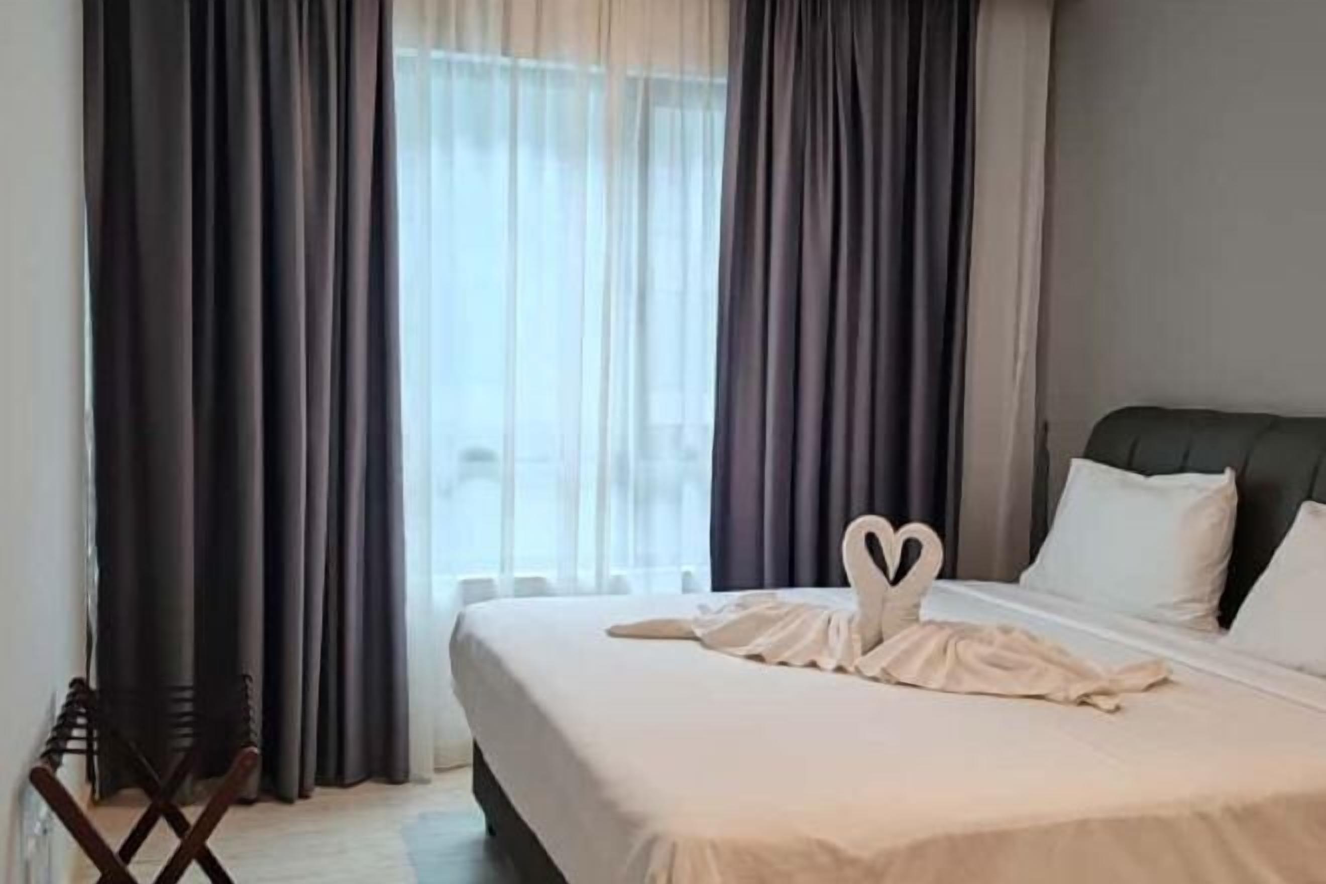 Iron/ironing board, free WiFi, wheelchair access