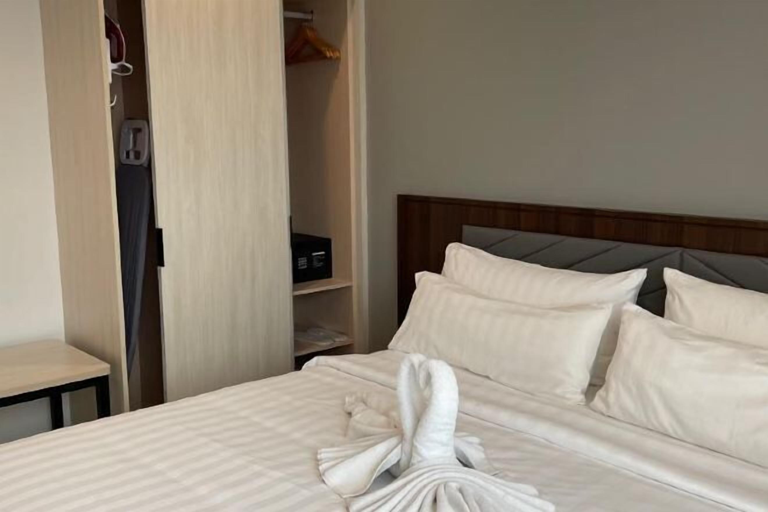 Iron/ironing board, free WiFi, wheelchair access