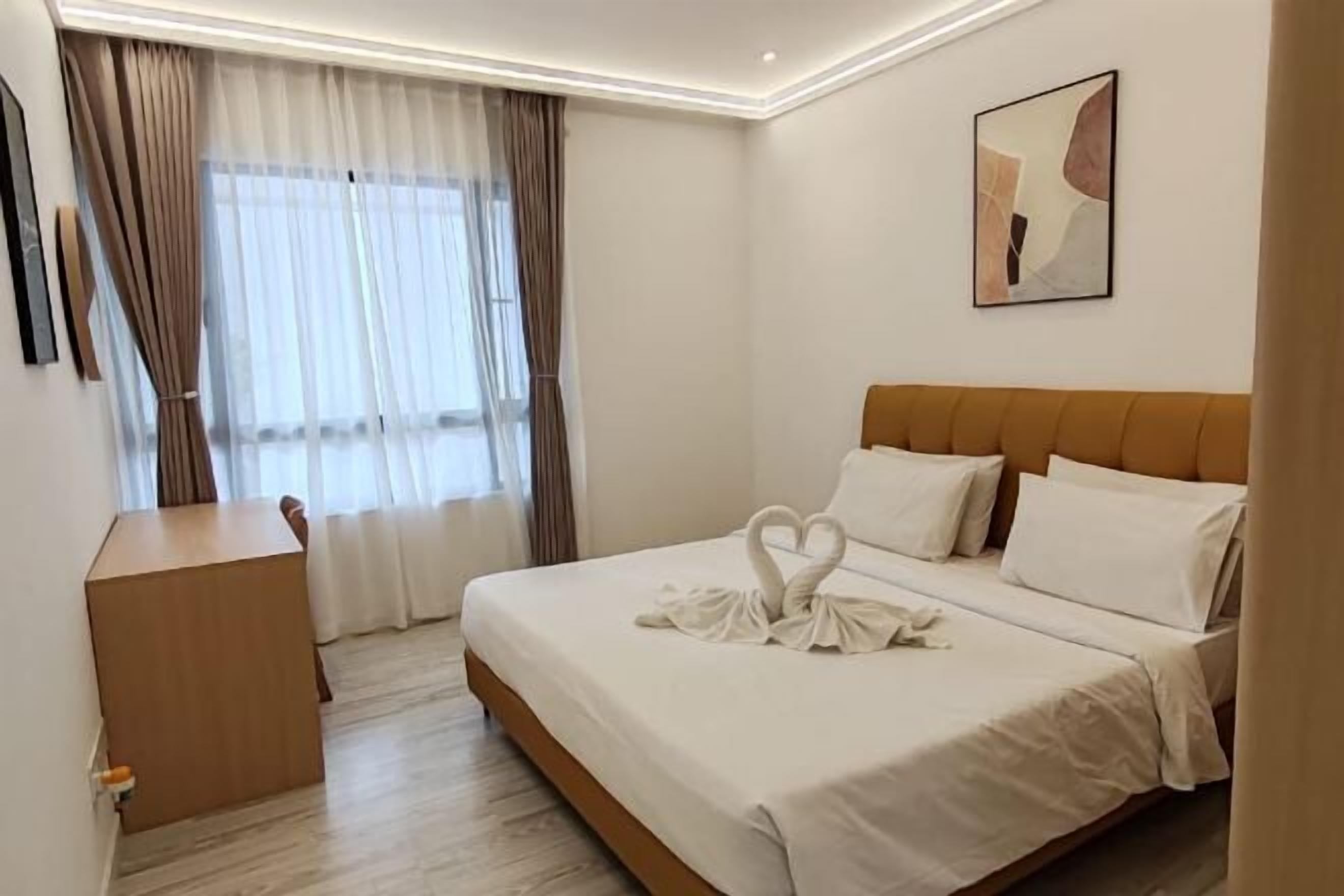 Iron/ironing board, free WiFi, wheelchair access