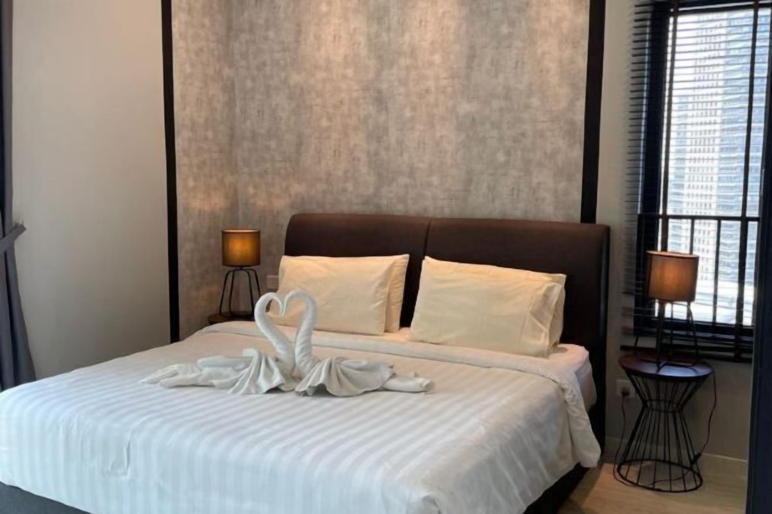 Iron/ironing board, free WiFi, wheelchair access