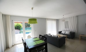 Villa | Living area