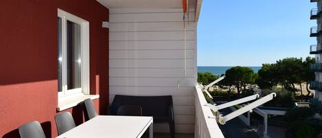 Apartment, 1 Bedroom, Balcony, Partial Sea View | Balcony