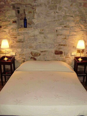 Sengetøy av topp kvalitet, dundyner og memory foam-senger