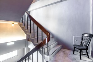 Apartamento, 3 quartos | Roupas de cama premium, individualmente decorados
