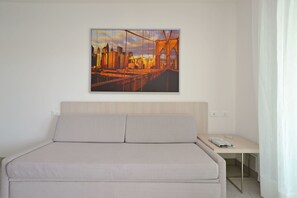 Appartement, 2 chambres, balcon (C8SB) | Équipements de la chambre