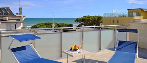 펜트하우스, 침실 3개, 파티오 (CX8) | 테라스/파티오