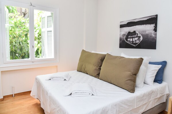 Apartment | 1 bedroom, iron/ironing board, free WiFi - Warm Apartment at Exarchia 1 bed 2 pers (Athens)